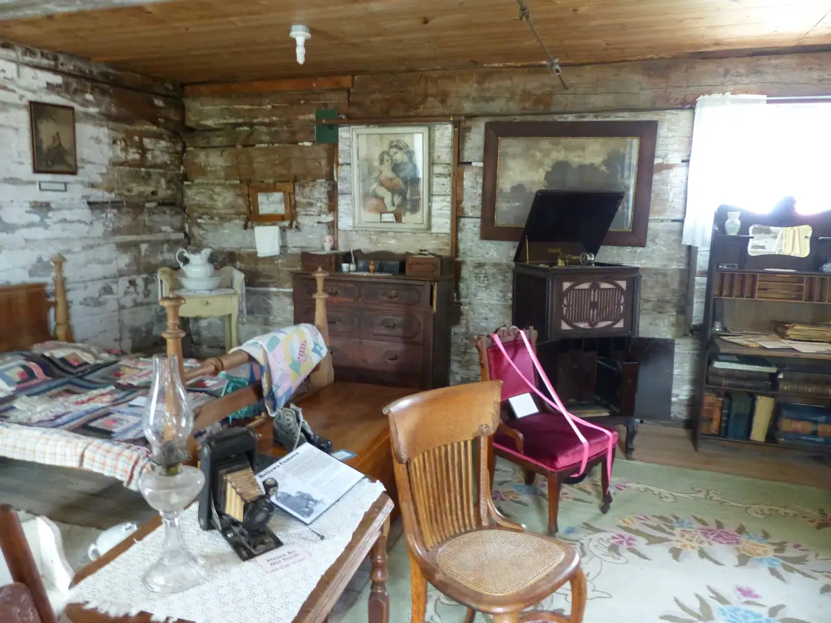 Museum exhibit inside the Mormon Print Shop, St. James (2013)